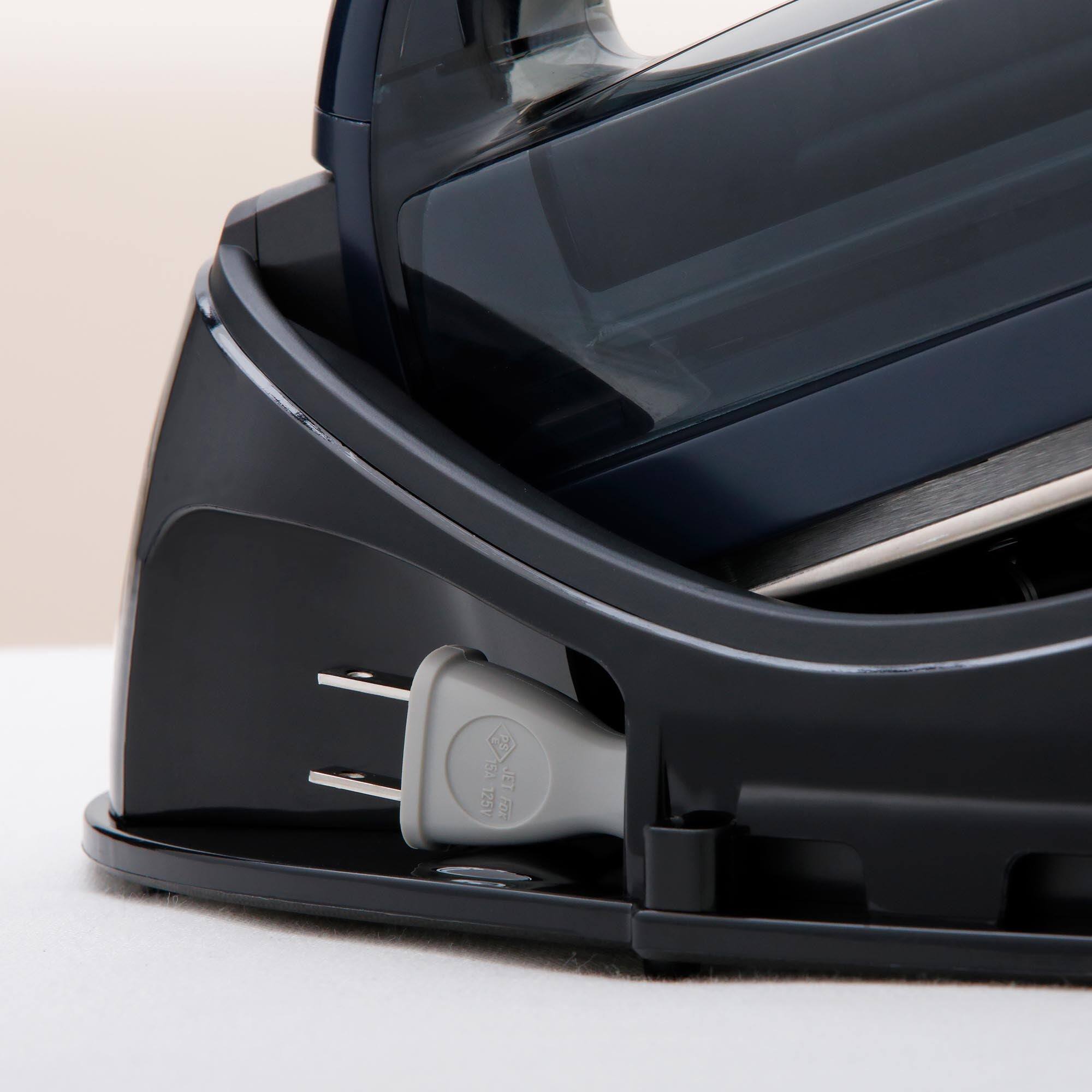 Alt View 5. Panasonic - Cordless Steam/Dry Iron, 1500W Wide Stainless Steel Plate - White.