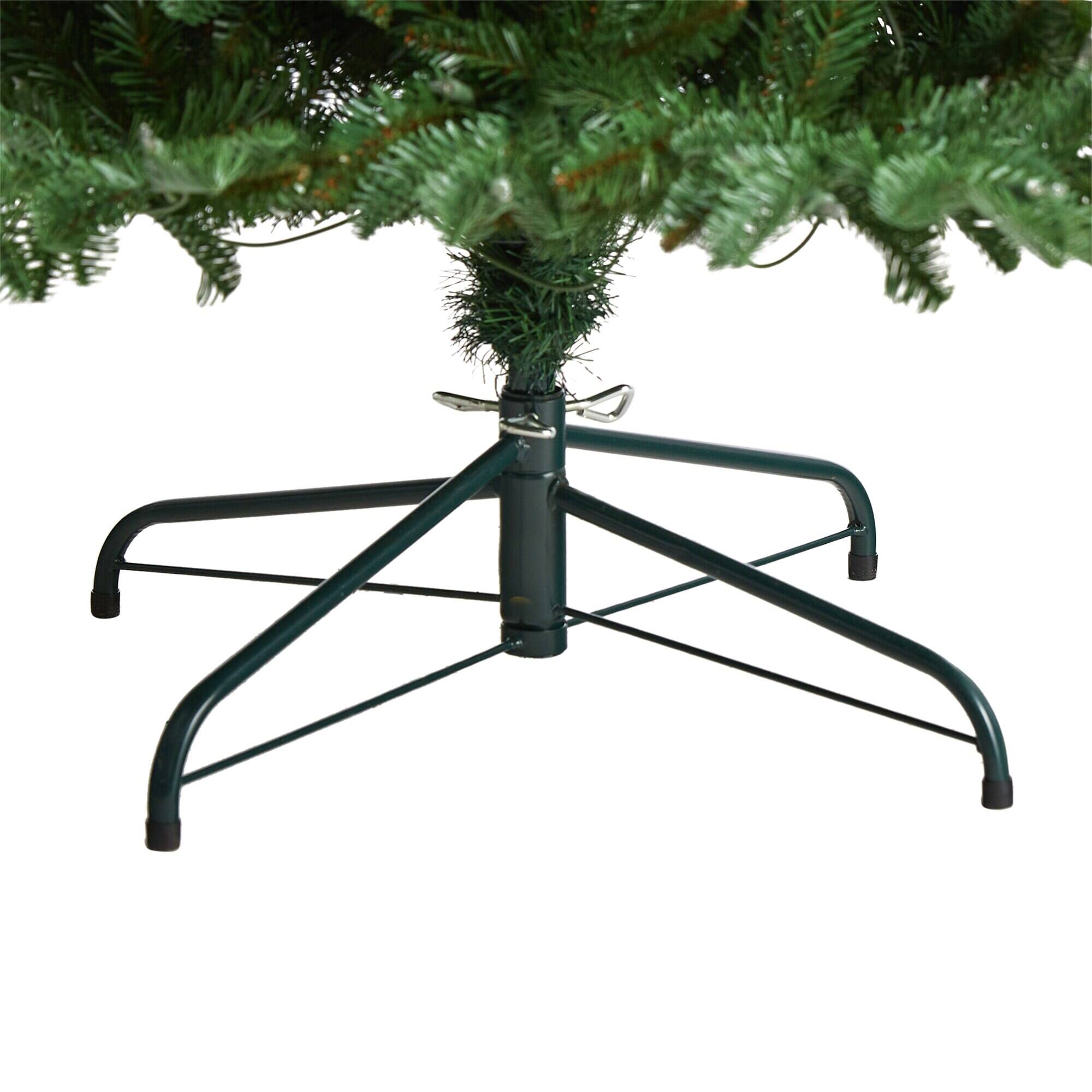 Angle. BreeBe - 7’ South Carolina Fir Artificial Christmas Tree w/550 LEDs - Green.