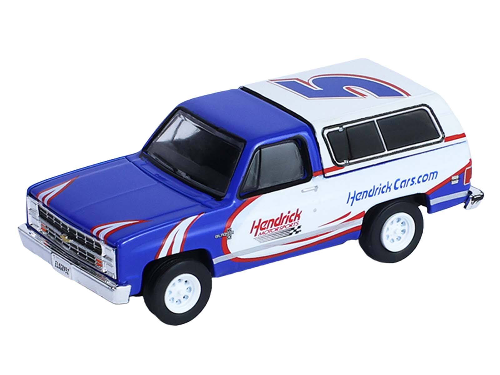1 ELACRYSE HendrickCars.com Cars.com Hendrick BLAZ