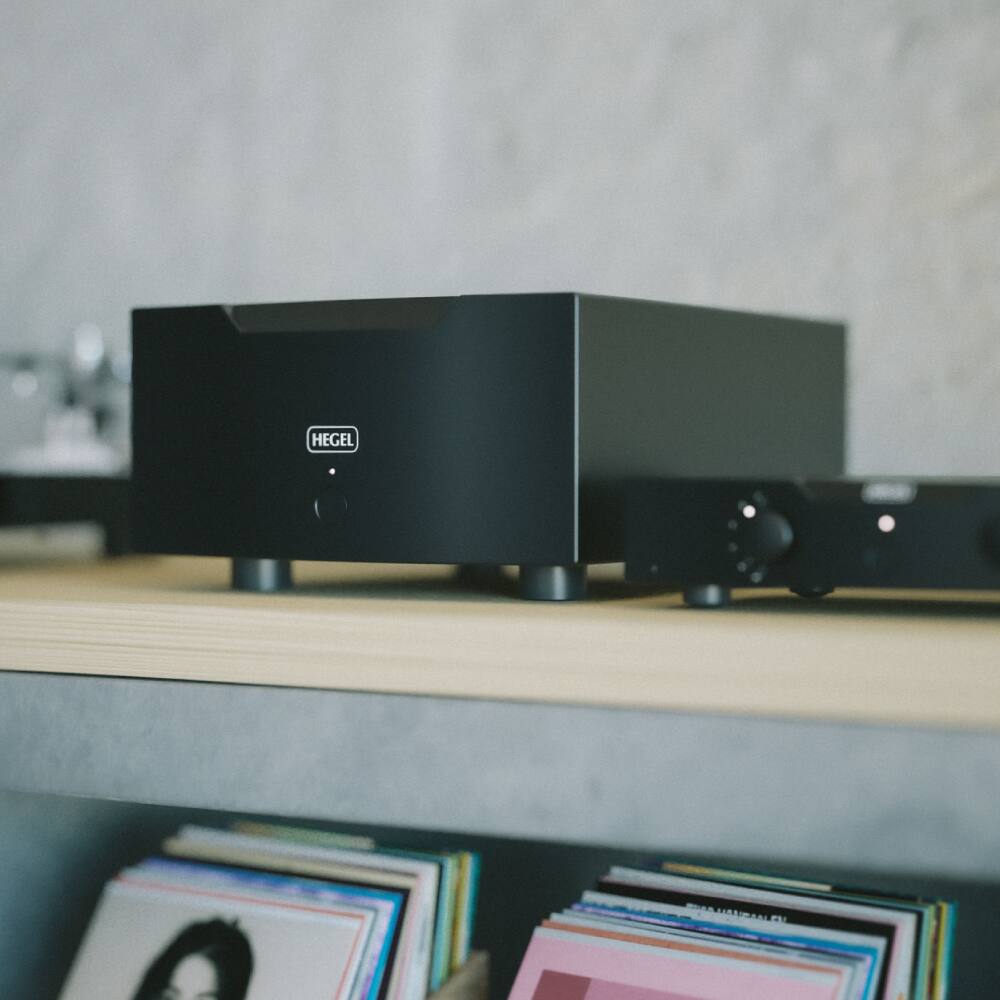Alt View 5. Hegel - Hegel P30A Preamplifier - Black.