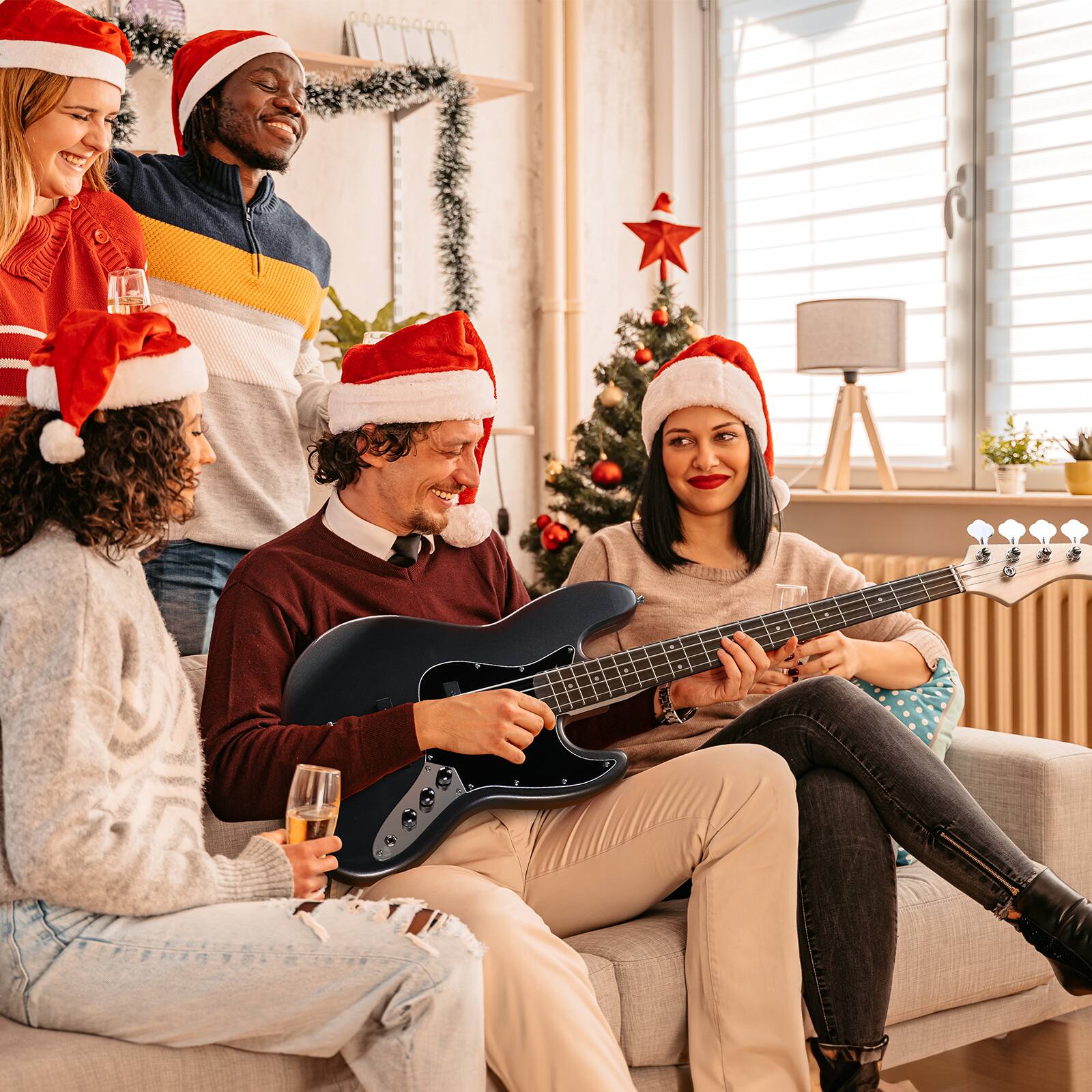 Alt View 1. Winado - 4 String Bass Guitar Full Size Electric Bass Guitar Starter Kit Portable Gip Bag, Premium Cable, Adjustable Strap.