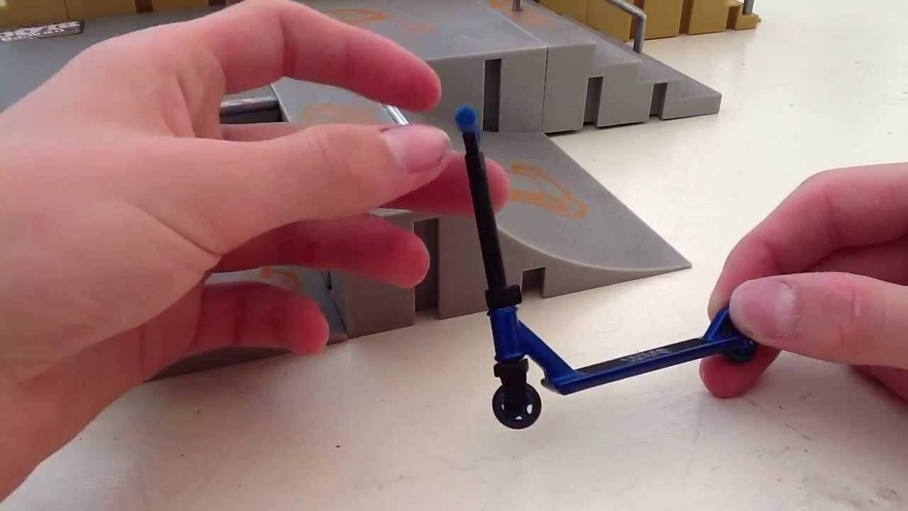 Alt View 1. KSM Toys - Grip and Tricks - Finger Scooter - Skate - Pack1 - Dimensions: 22 X 13,5 X 2 cm.