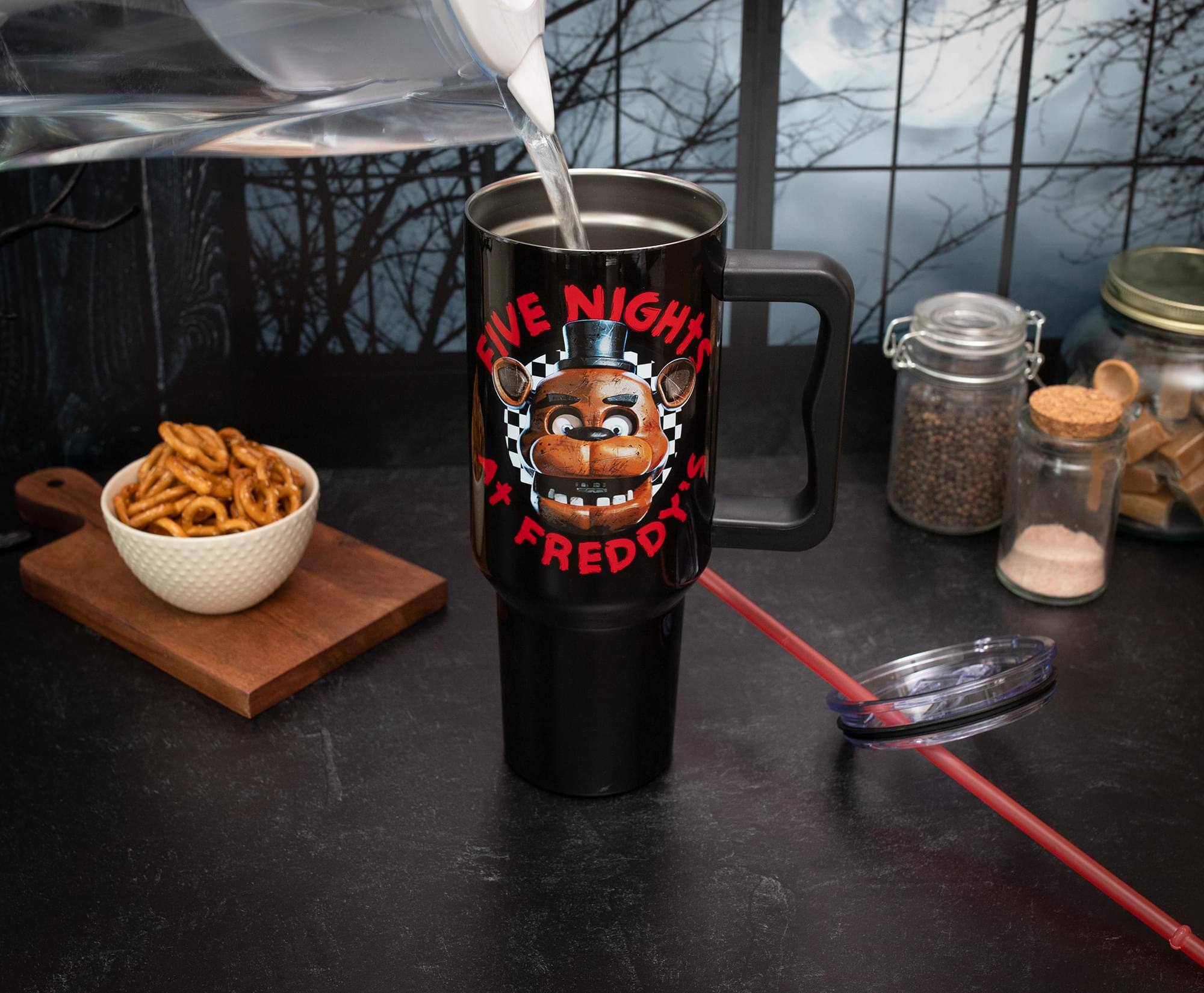 FIVE NIGHTS AT FREDDY'S