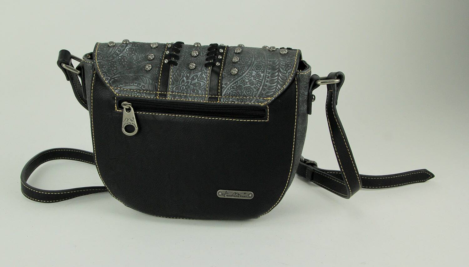 The text on the image reads: "IOTNEE"