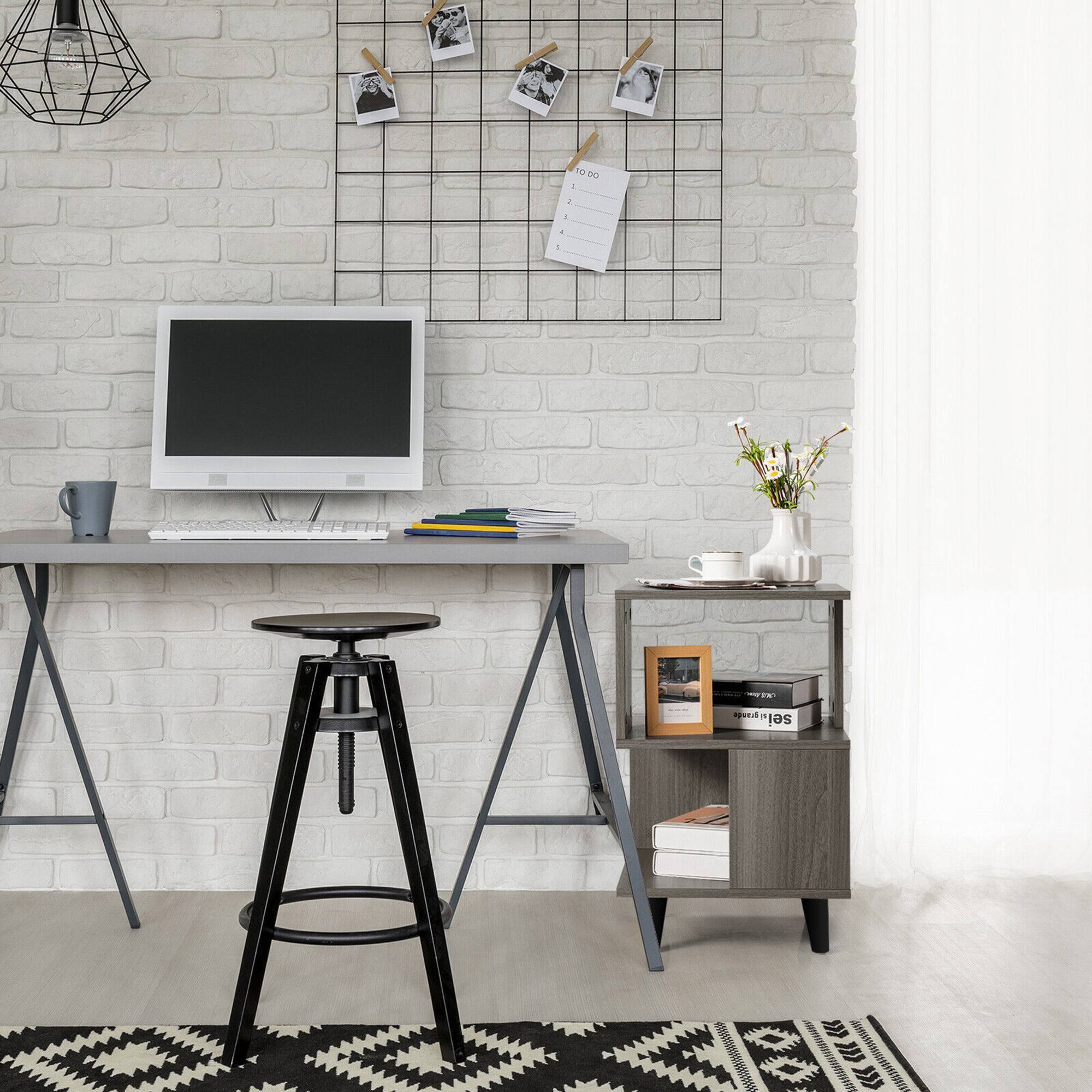 The text in the image appears to be a mix of characters and numbers, making it difficult to discern any meaningful information. It seems to be a random string of characters and numbers, possibly a code or a placeholder text. There is no coherent text to correct or group.