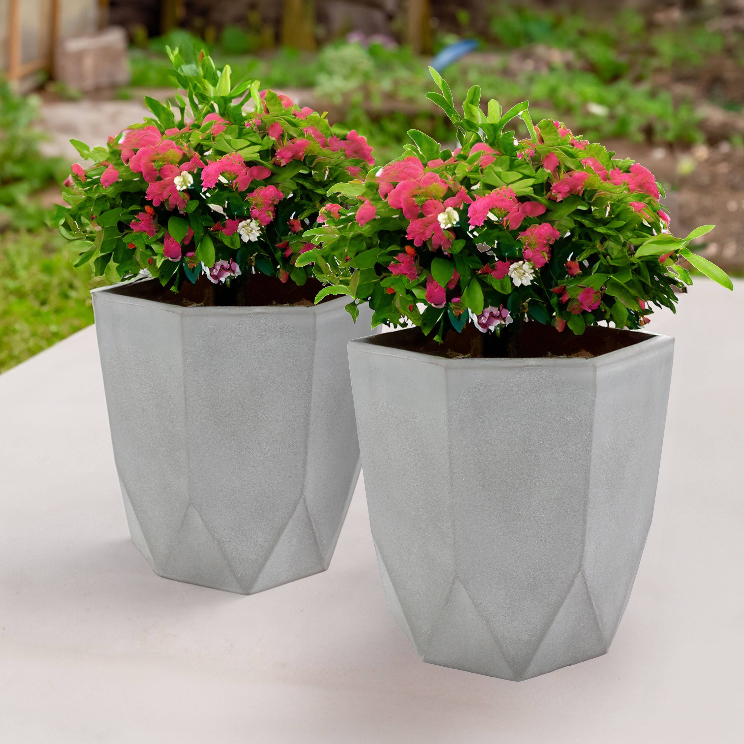 Alt View 1. Sunnydaze - Modern Faceted Polyresin Outdoor Planter - Set of 2 - Light Gray.