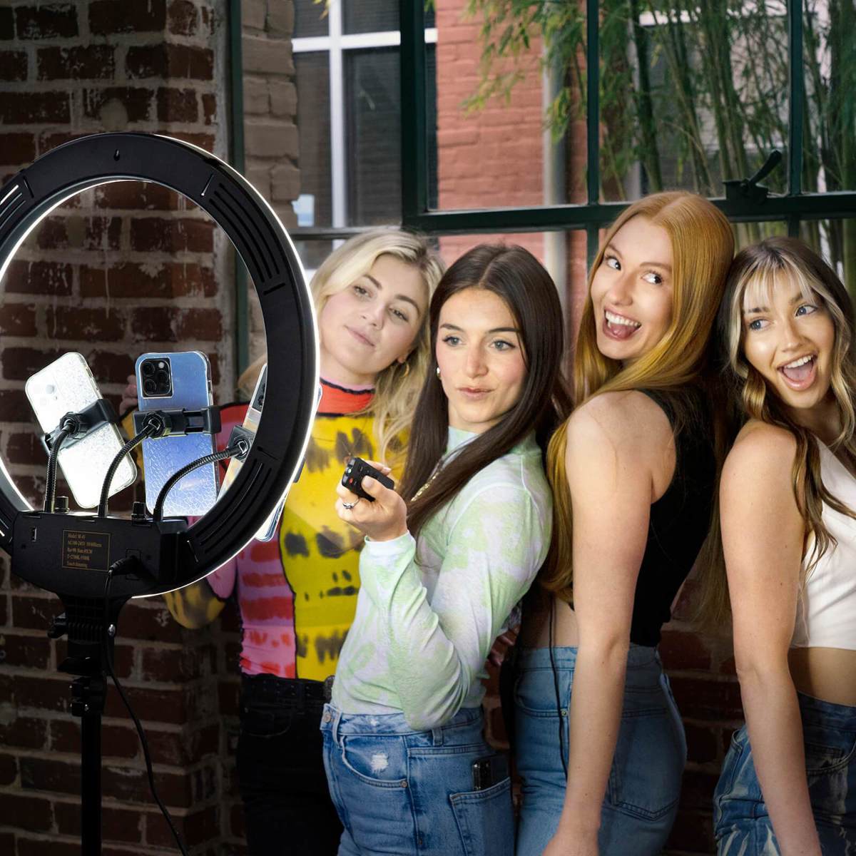 Alt View 4. LuMee - LuMee 18" RGB Ring Light with Tripod Stand, Black.