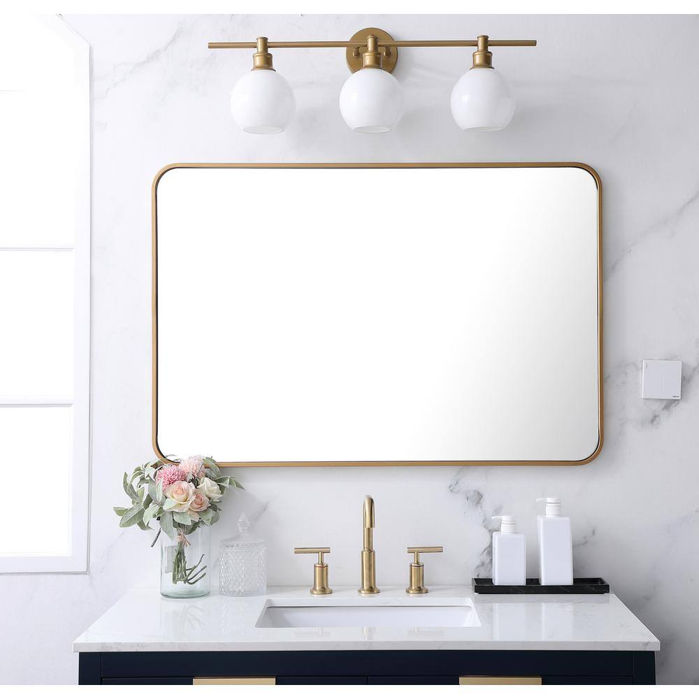 Front. Elegant Decor - Soft corner metal rectangular mirror 27x40 inch in Brass - Brass.