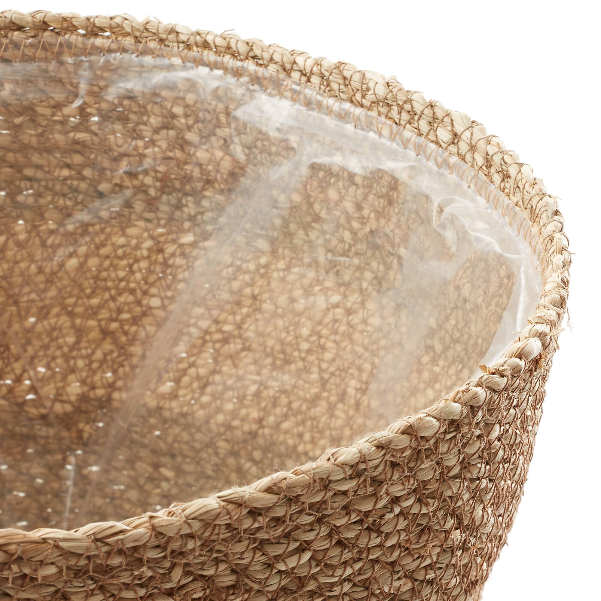 Alt View 3. Casafield - Set of 3 Seagrass Planter Baskets - Natural Flower Pot Covers w Liners - Two-Tone.