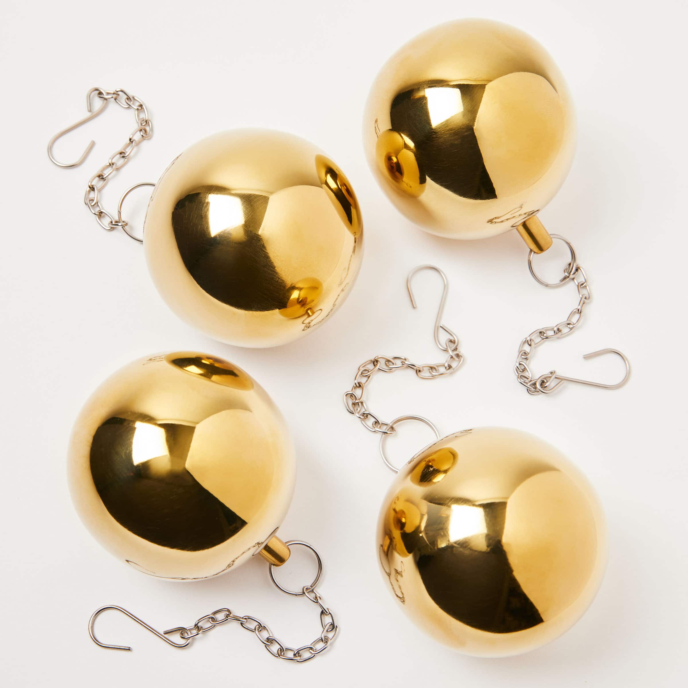 Kings County Tools - 4Pcs Christmas Ornaments Set - Gold Brass
