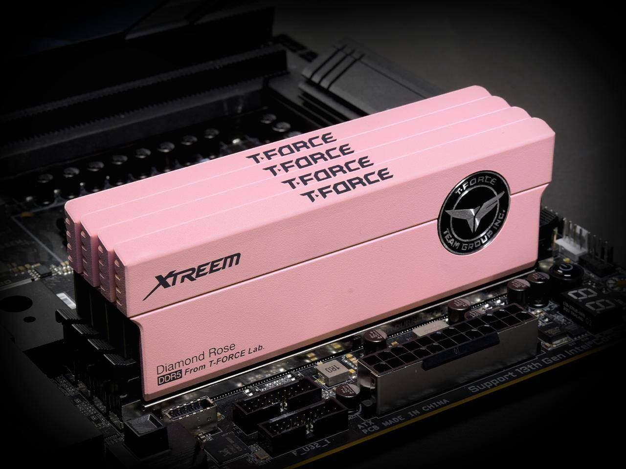Teamメモリ TLZRD416G3200HC16CBK 16GB×2 32GB Team Group Team Xtreem 32GB (2 x 16GB) 288 Pin PC RAM DDR5 7200