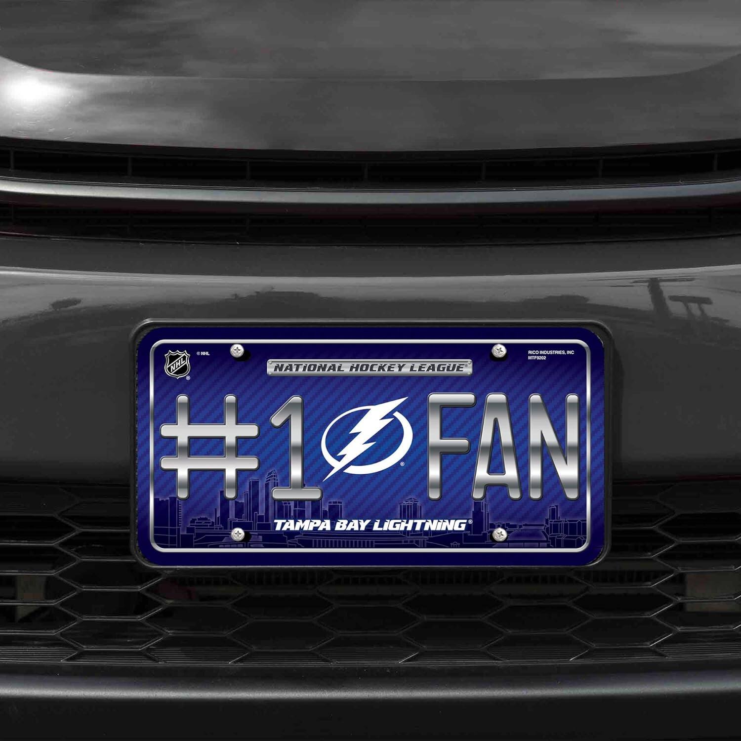 NATIONAL HOCKEY LEAGUE  
#1 FAN  
TAMPA BAY LIGHTNING