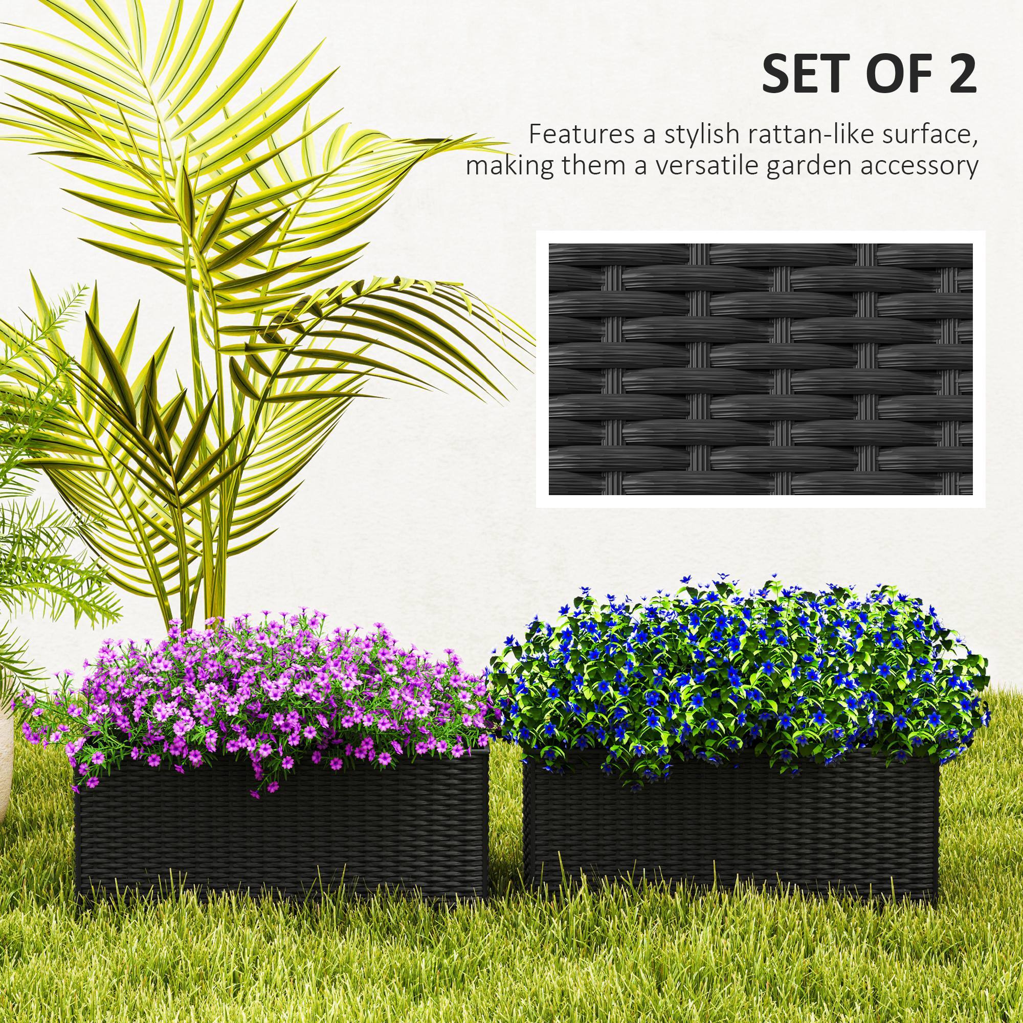 SET OF 2  
Features a stylish rattan-like surface, making them a versatile garden accessory