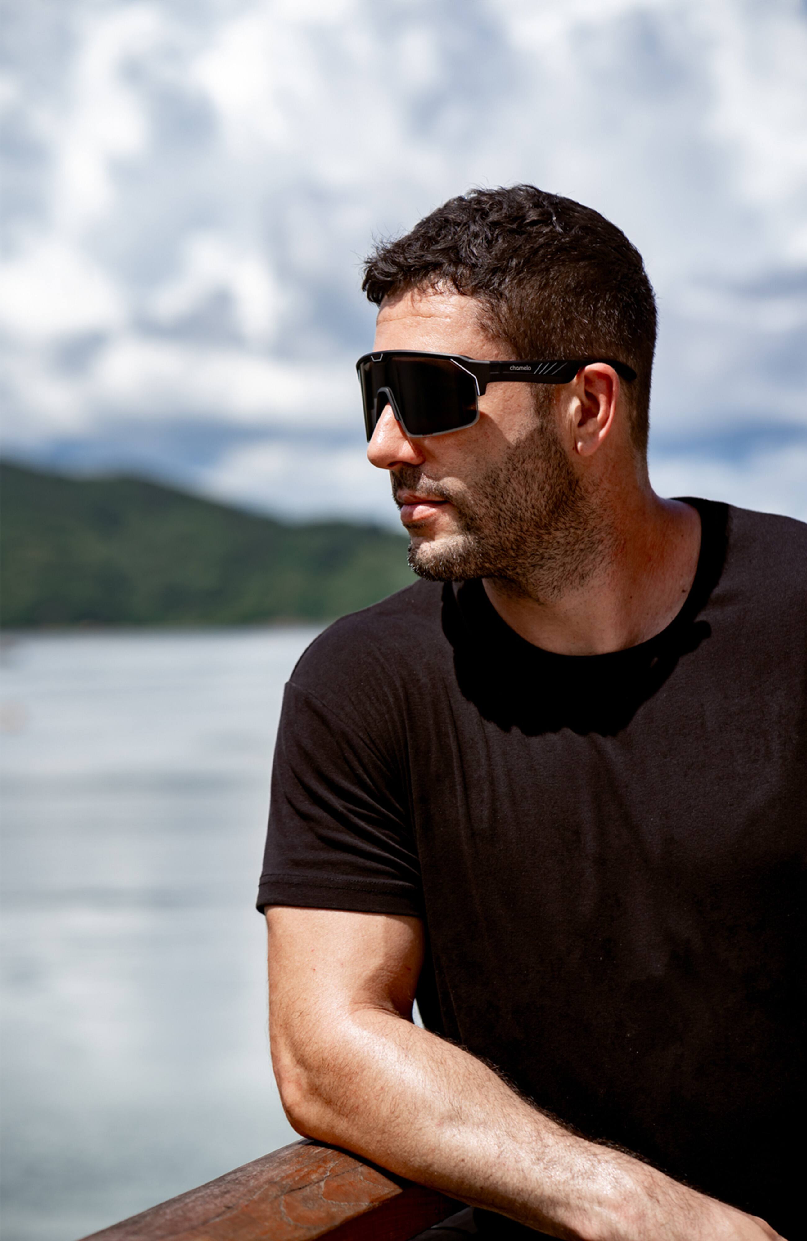 Alt View 3. Chamelo - Sport Music Shield Slider HVL - Black frame | Smoke lenses.