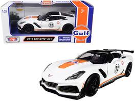 2019 Chevrolet Corvette ZR1 #22 "Gulf Oil" Stripes and Black Top 1/24 Diecast Model Car by Motormax - White With Orange