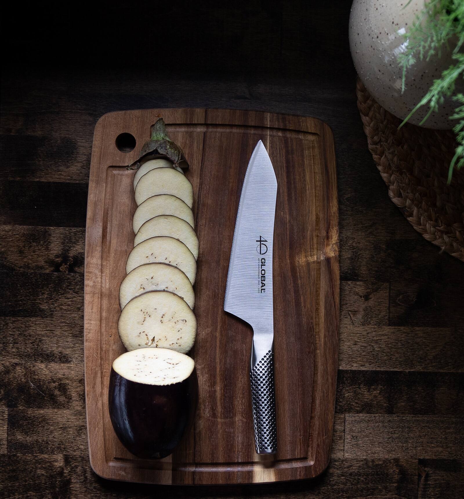 Alt View 3. Global - 40th Anniversary 7" Asian Chef Knife - Silver.