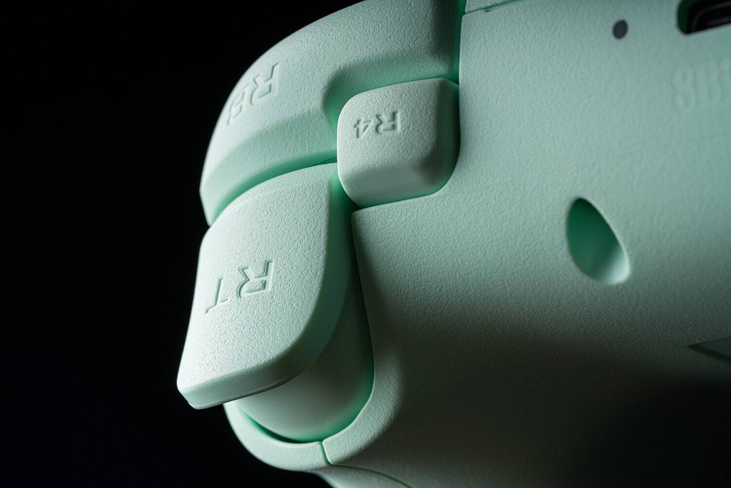 Alt View 16. 8BitDo - Ultimate 2C Wireless Controller for Android and Windows with Hall Effect Joysticks - Green.