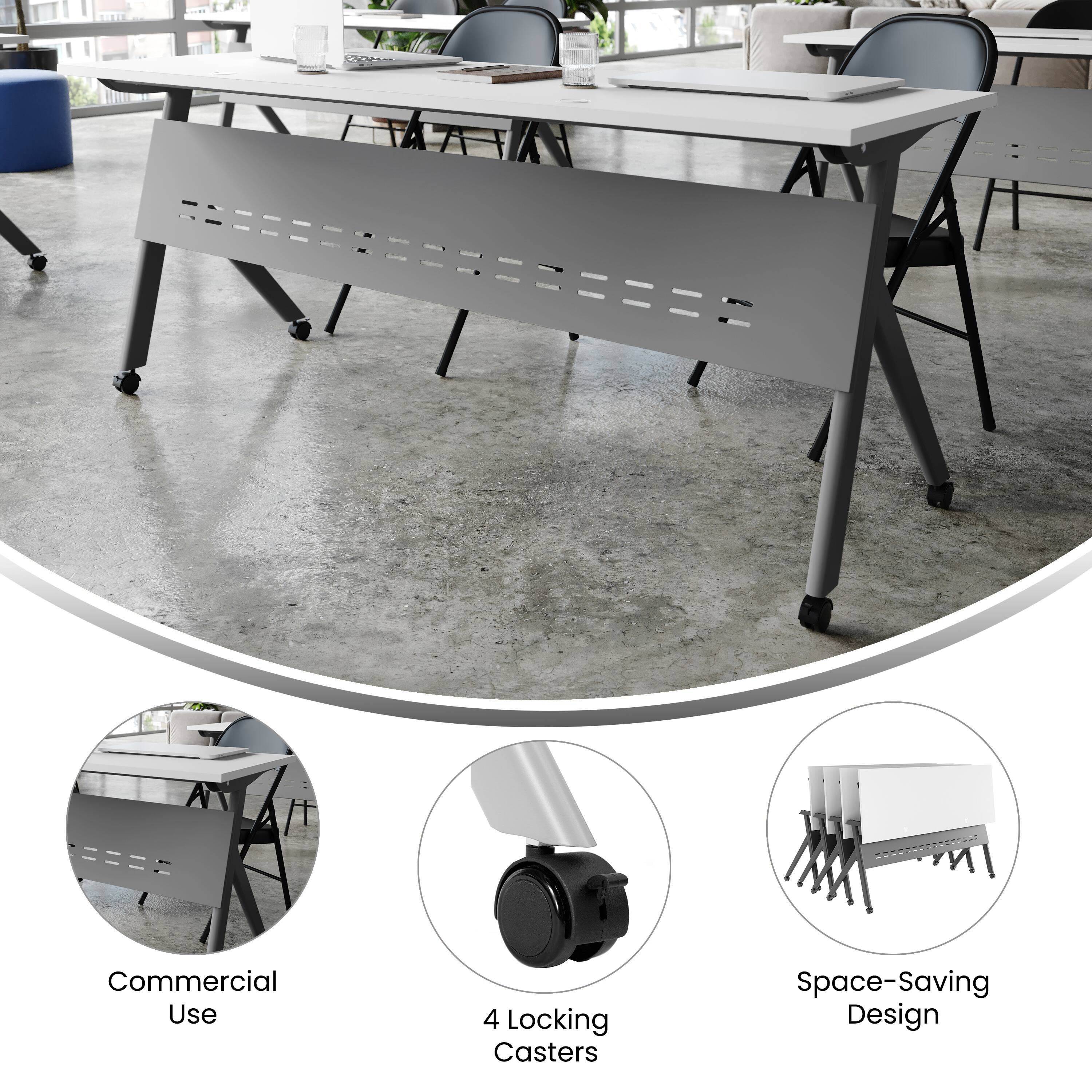 Commercial Use  
4 Locking Casters  
Space-Saving Design