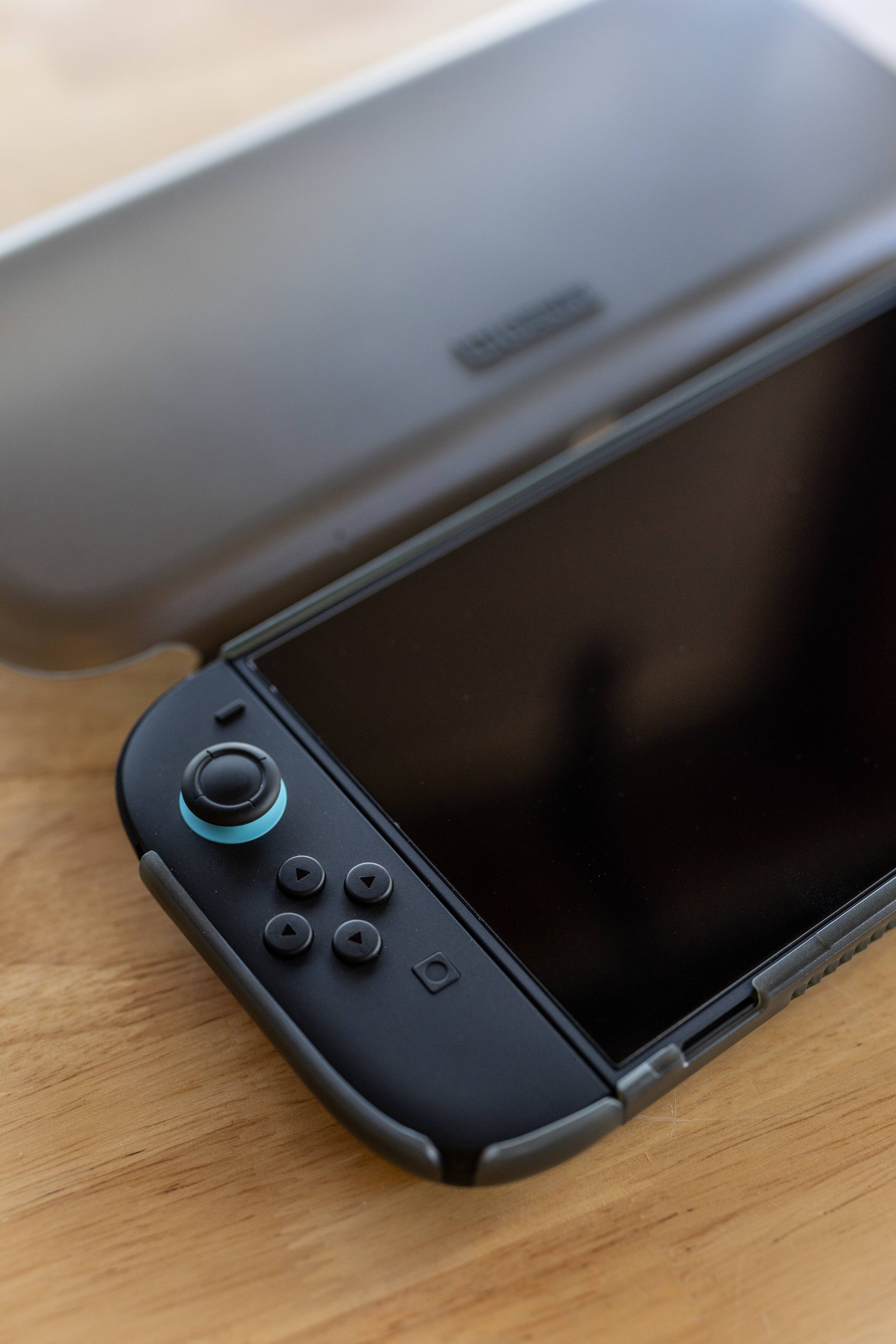 Alt View 4. Genki - Force Field 2 - Minimalist Protective Case for the Nintendo Switch 2 - Black.