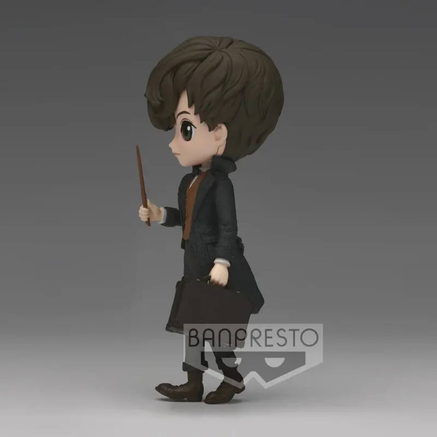 Alt View 3. PopMarket - BanPresto - Fantastic Beasts - Q Posket - Newt Scamander II (Version A) Statue   - Collectibles - Multicolor.