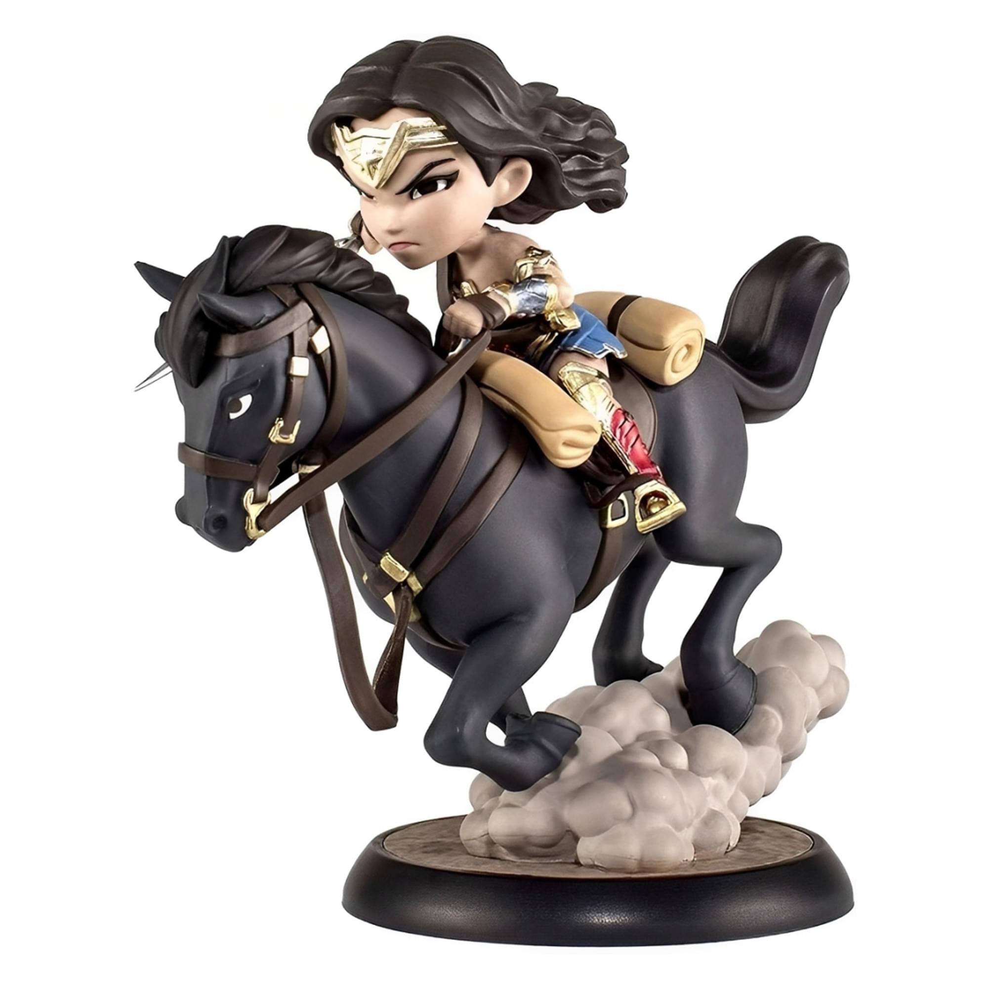 Front. DC Universe - Q-Fig MAX DC Comics - Wonder Woman - Black.