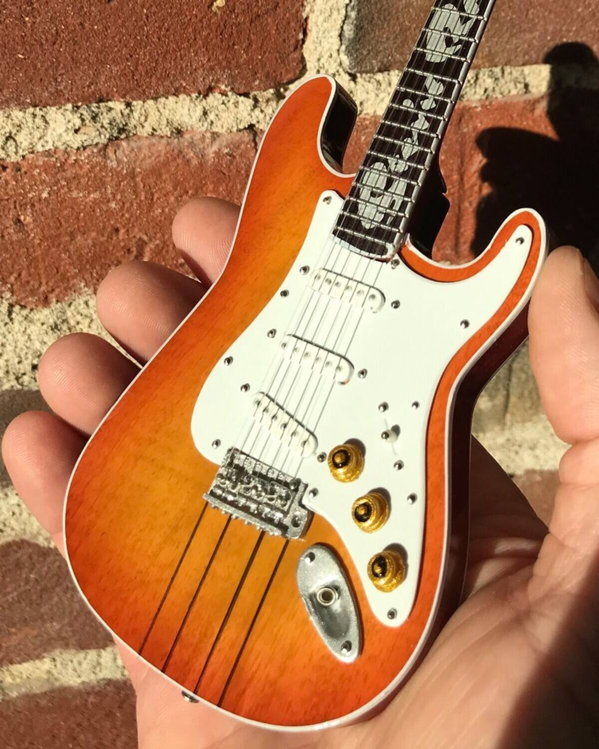 Alt View 3. Axe Heaven - Axe Heaven -Stevie Ray Vaughan - Stevie Ray Vaughan Signature Hamiltone Mini Guitar Replica - Collectibles - Multicolor.