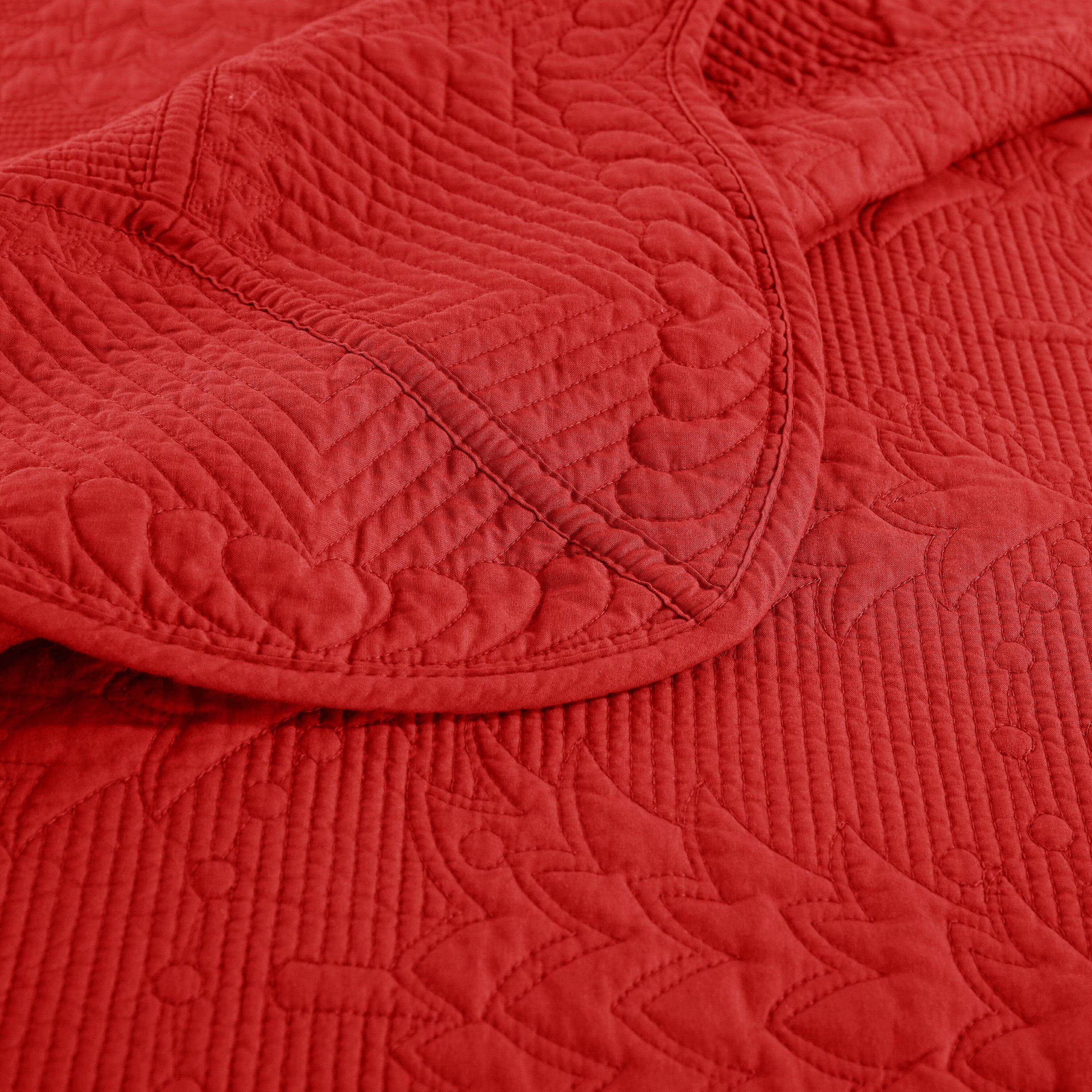 Left. MarCielo - Marcielo 3 Piece 100% Cotton Christmas Tree Bedspread Set Coverlet Set Lightweight Quilt Set - Red.