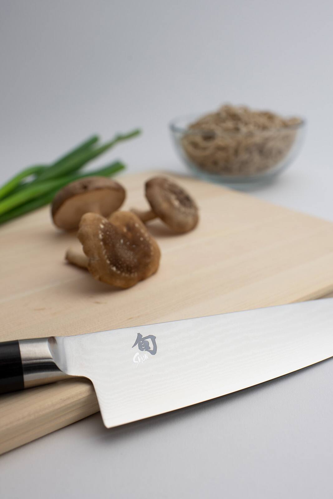 Alt View 4. Shun - Classic Asian Cook's Knife, 7 Inch - Black.
