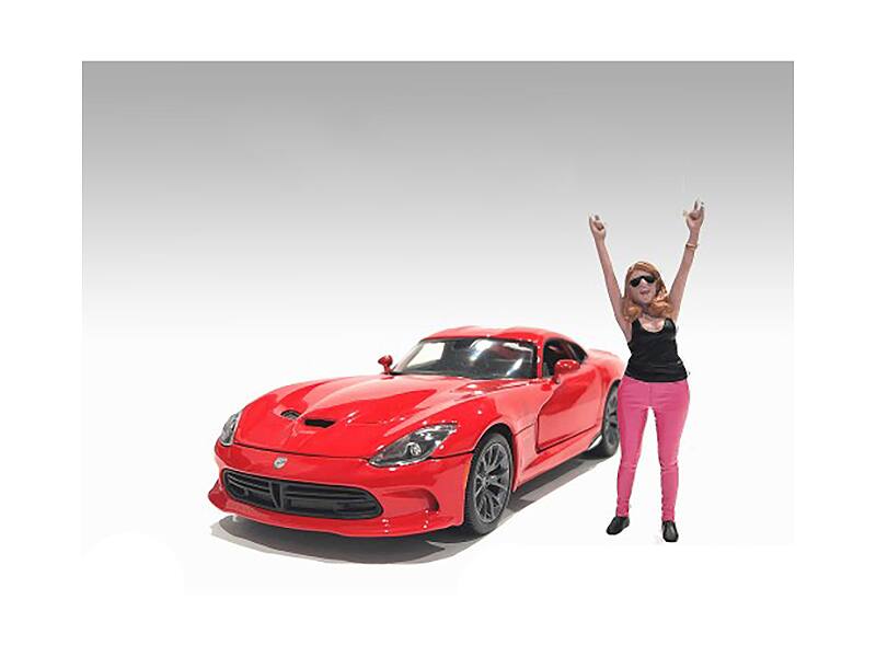 Left. American Diorama - "Figure18 Series 2" Figure 3 for 1/18 Scale Models by American Diorama - Multi.