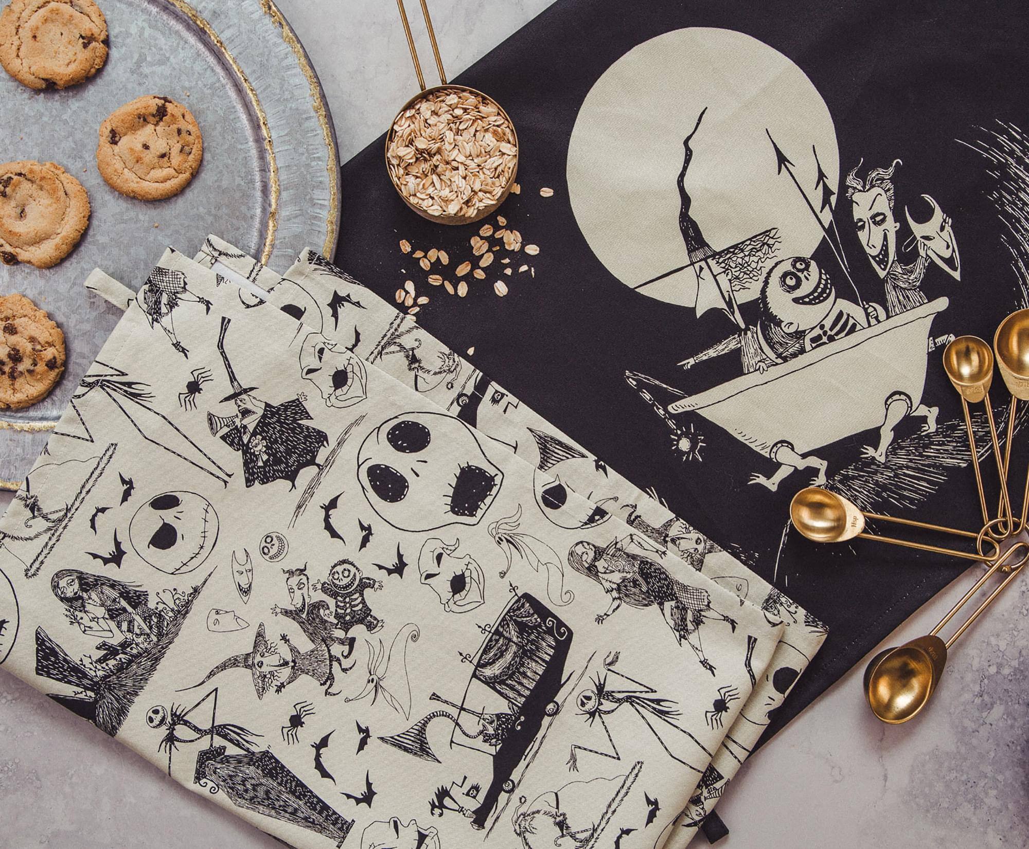 Alt View 1. Disney - Disney The Nightmare Before Christmas Kitchen Tea Towel Set - Black.