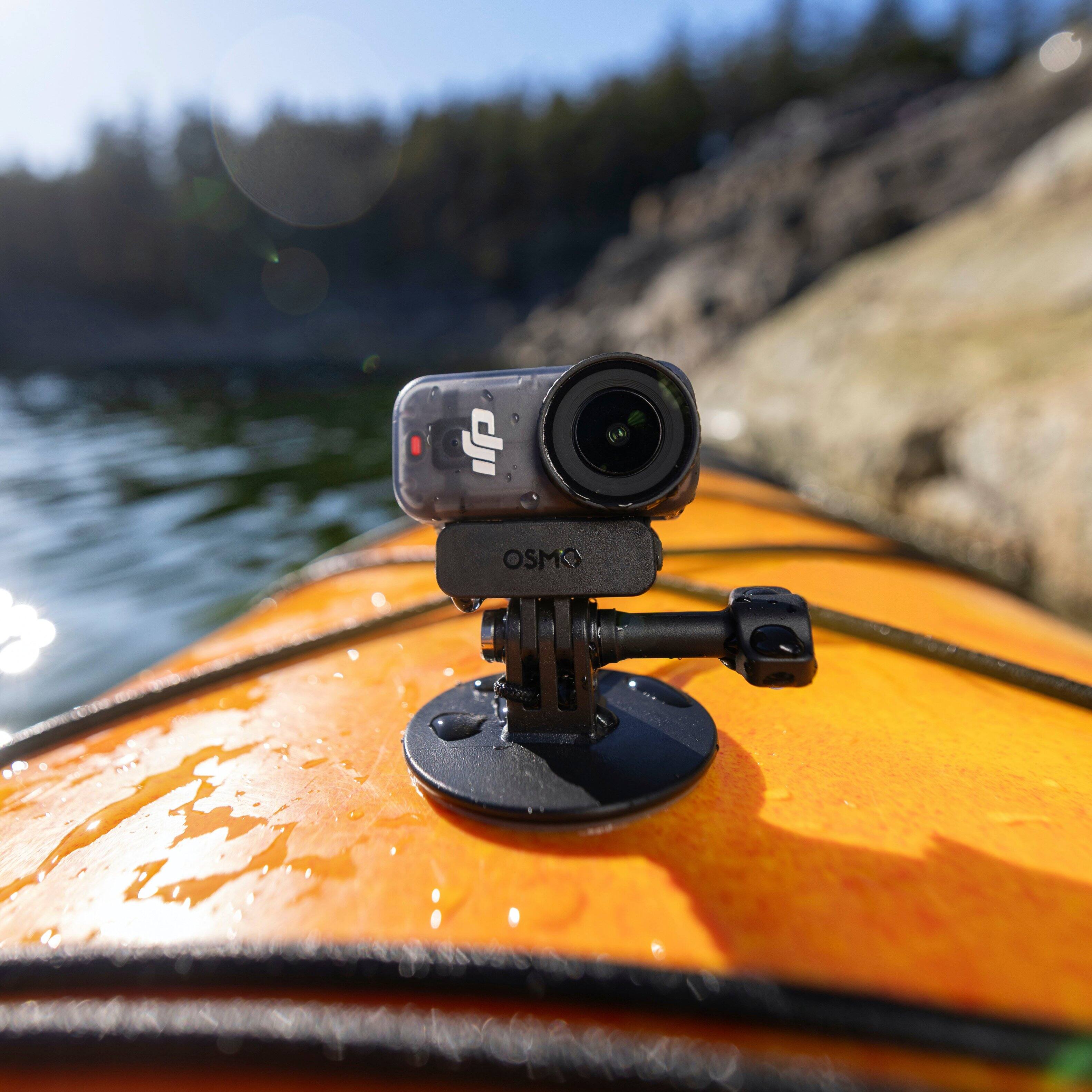 Alt View 4. DJI - OSMO NANO Standard Combo (128GB) - Black.