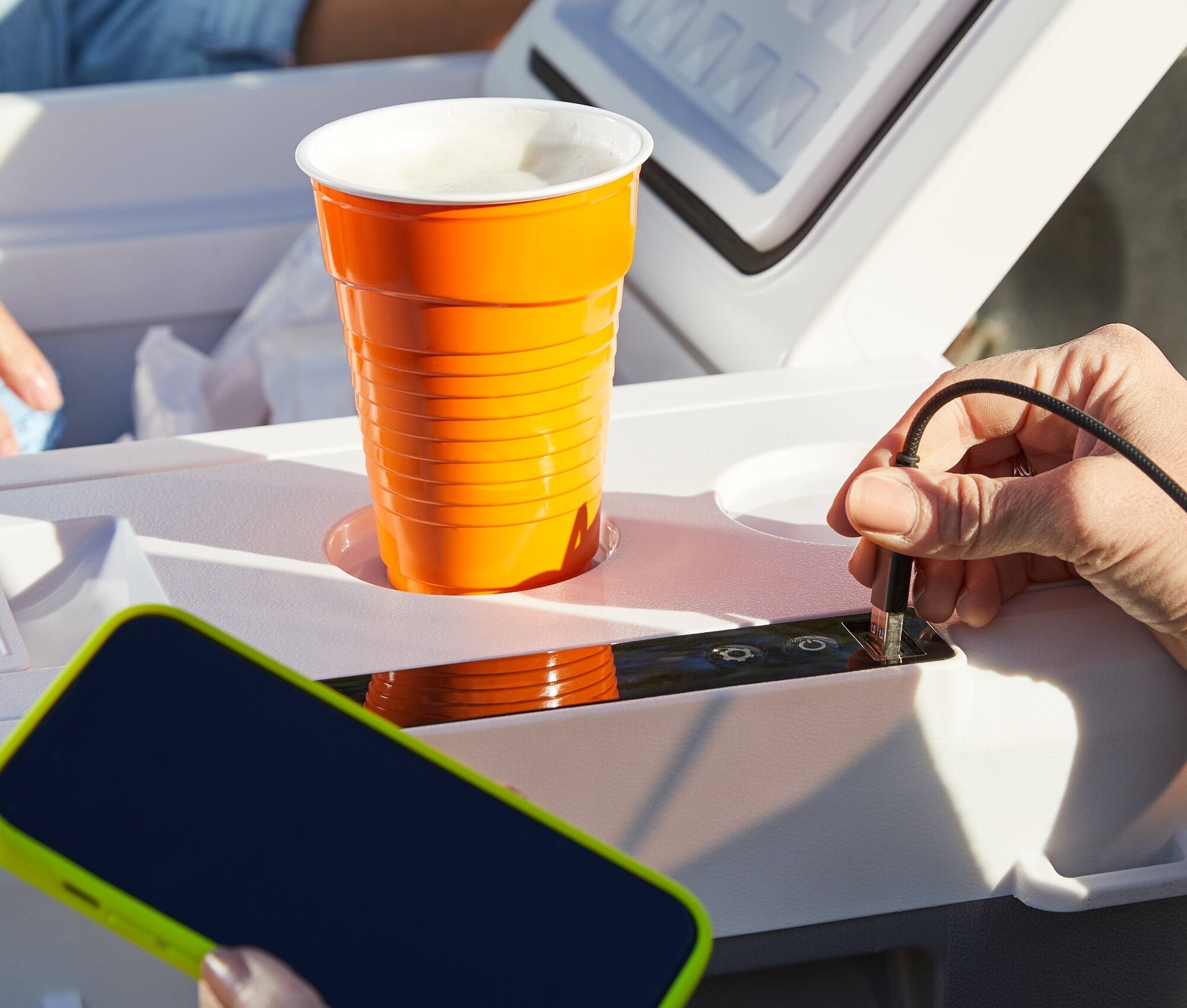 Alt View 11. WORX - 20V Battery Powered & Electric Cooler - Black.