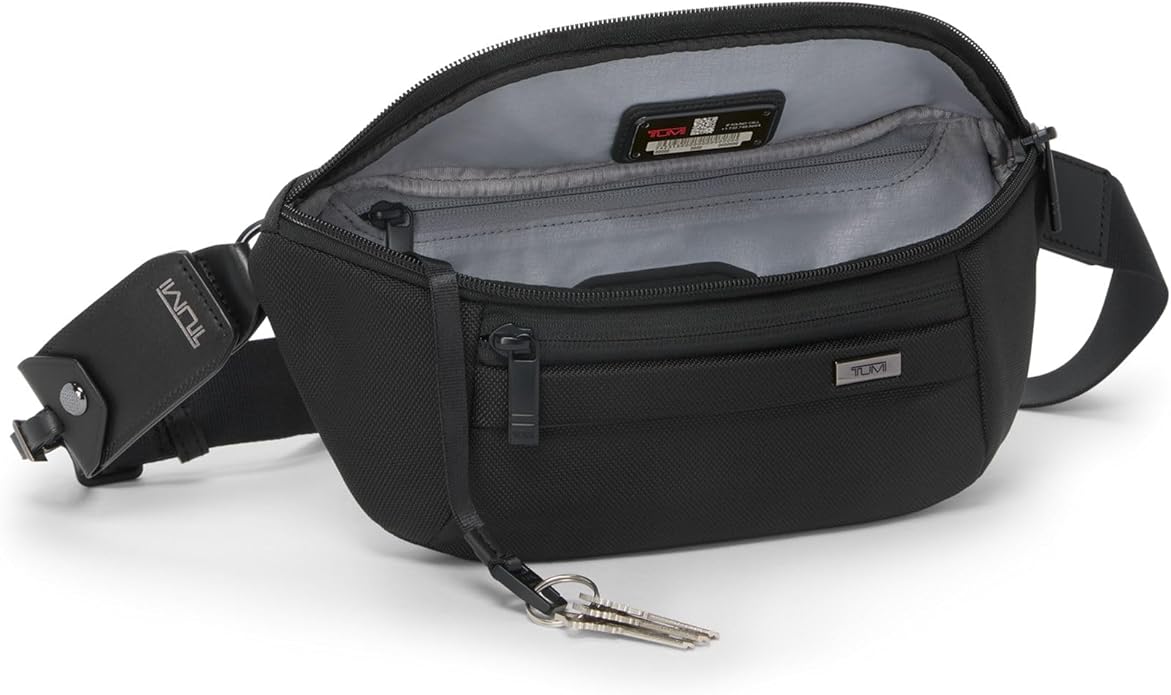 TUMI TLM