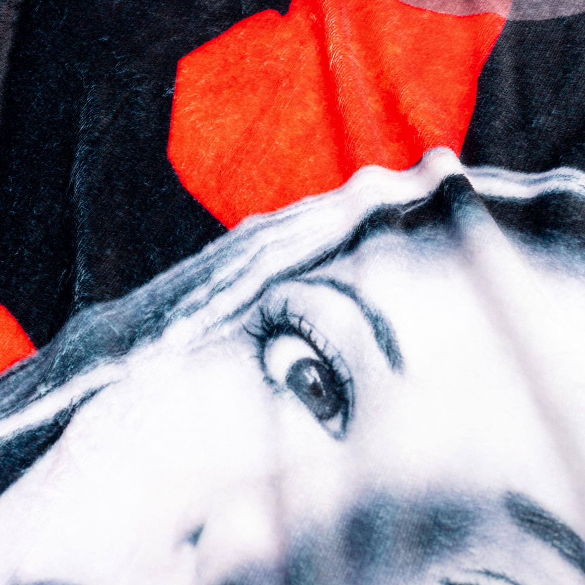 Alt View 1. Silver Buffalo - Buffy The Vampire Slayer Fleece Throw Blanket | 45 x 60 Inches - Black.