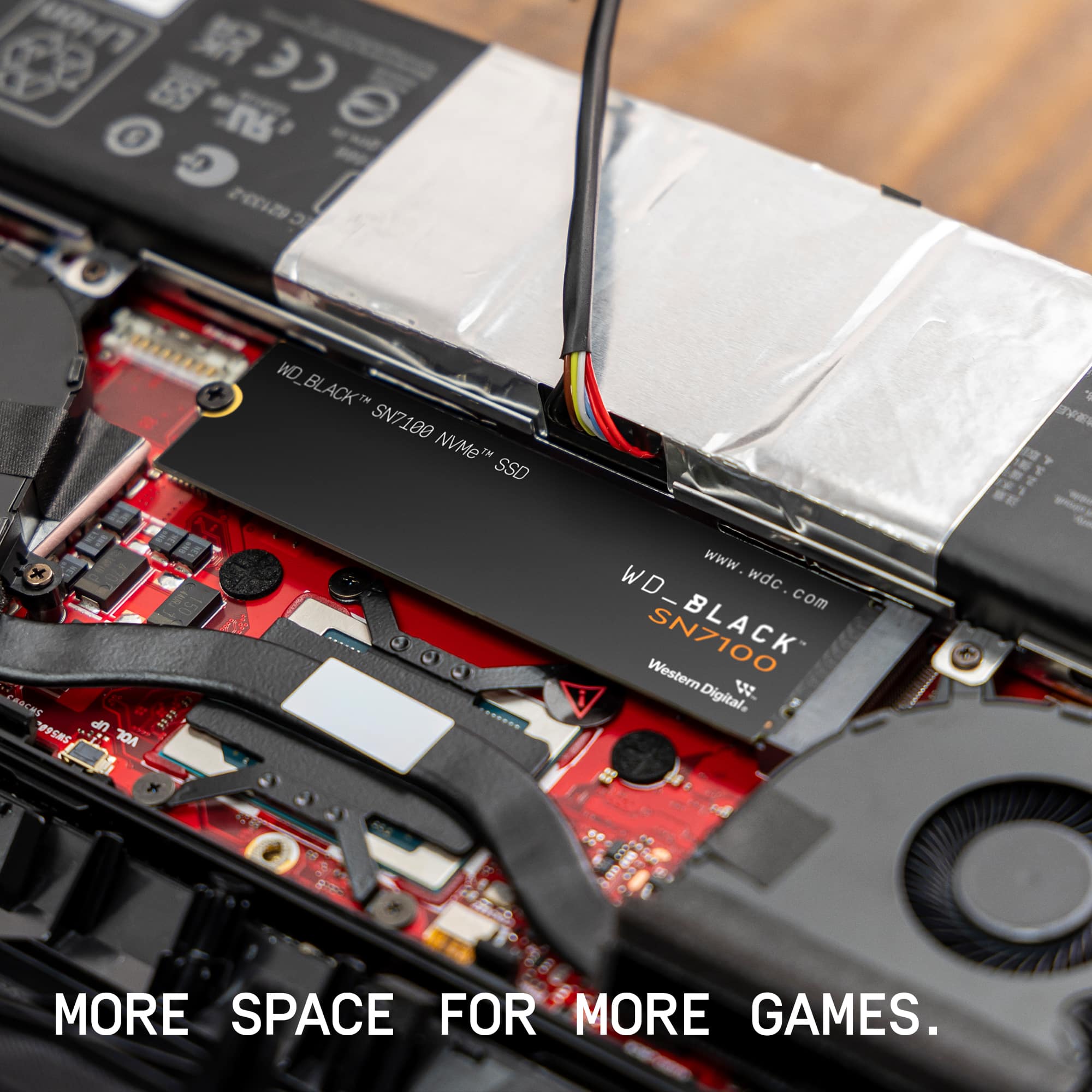 "GCE 3D NV/MeT SSD, WD BLACK SN7100, 1TB, 3933 P/E, www.wdc.com, Western Digital, MORE SPACE FOR MORE GAMES."
