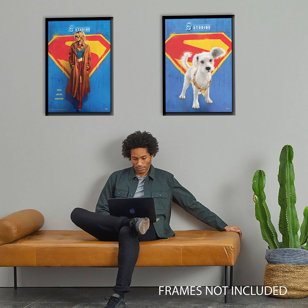 STUDIOS - FRAMES NOT INCLUDED