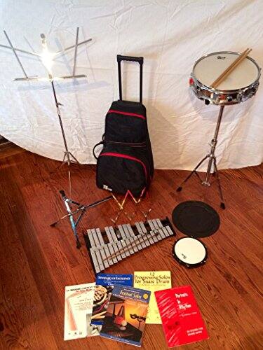 12 Progressive Solos for Snare Drum  
Fotivel Soln Artai b LA R