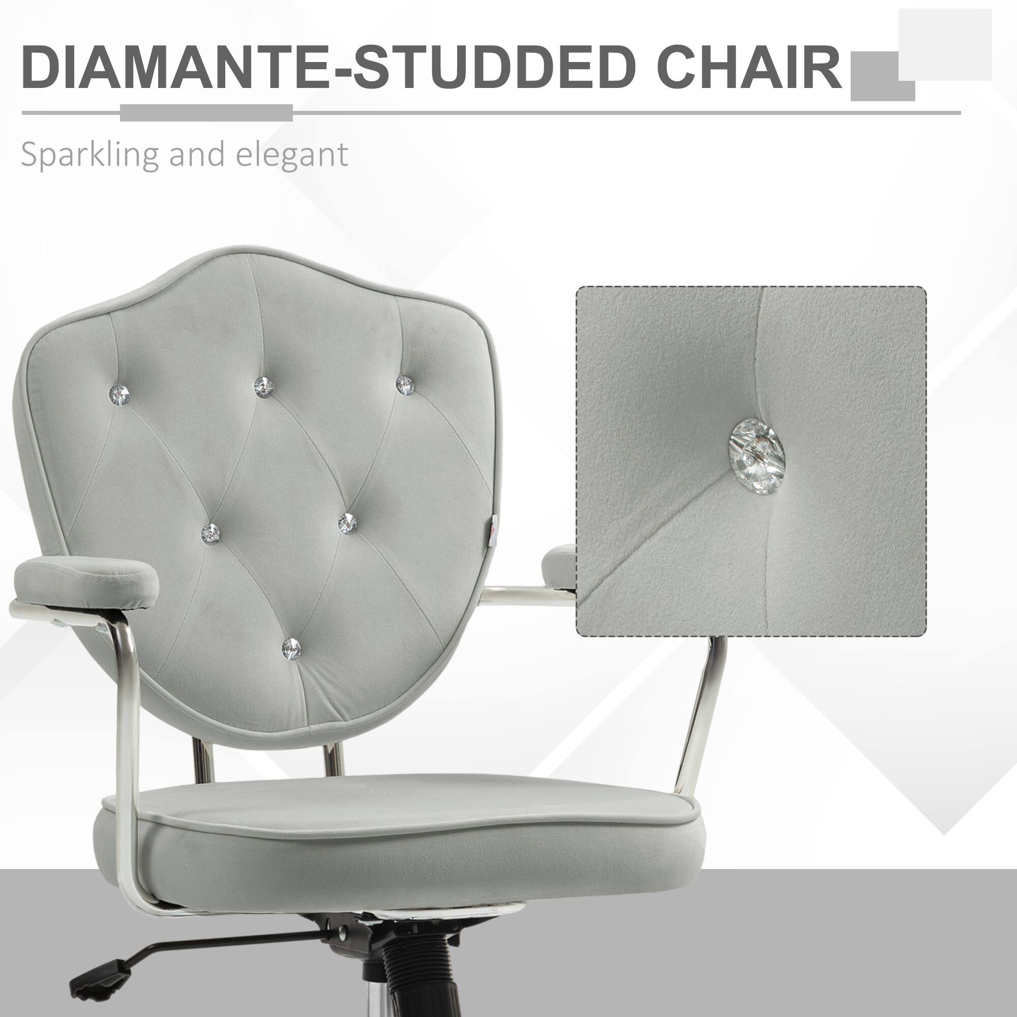 DIAMANTE-STUDDED CHAIR
Sparkling and elegant