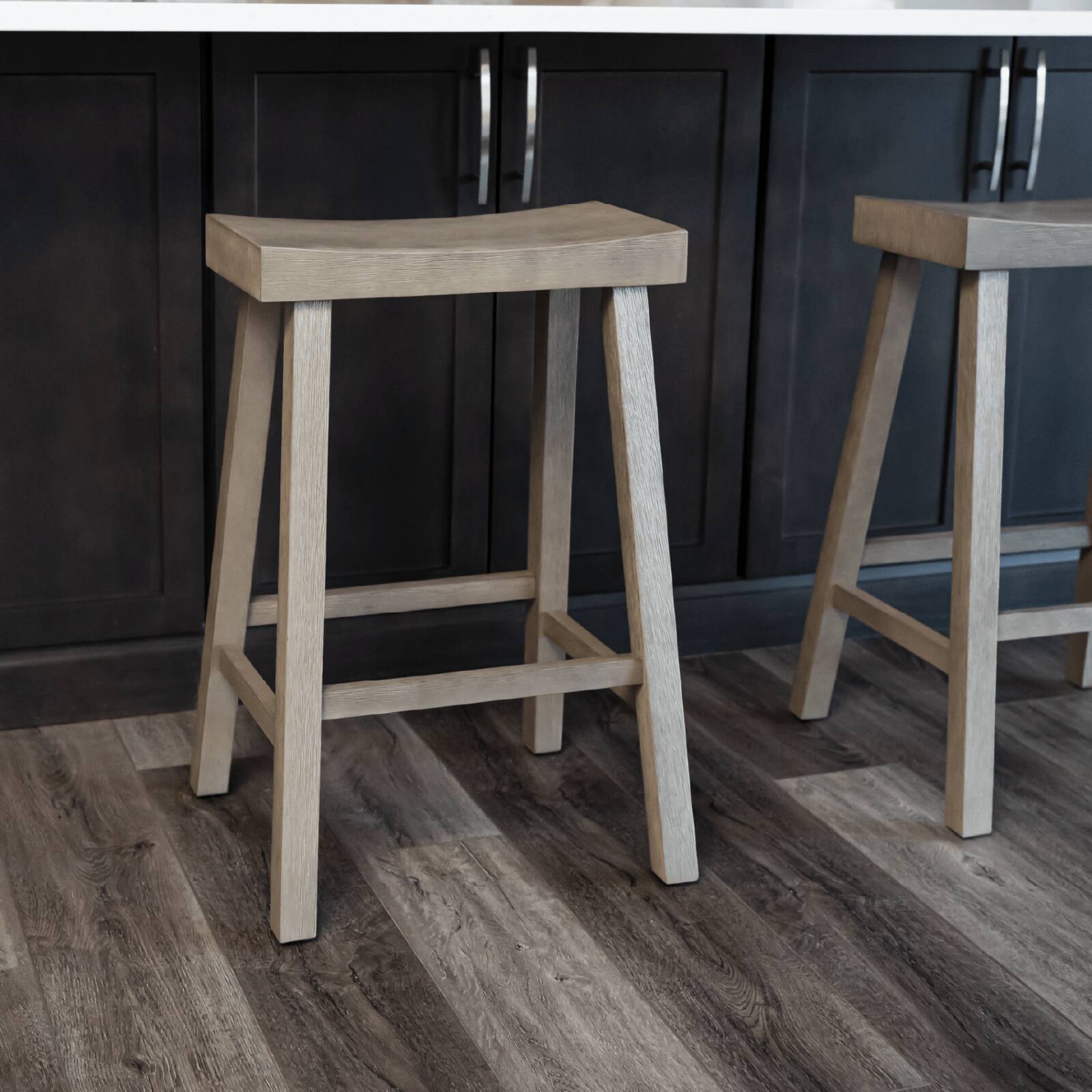 Angle. Maven Lane - 27" Vincent Counter Stool in Antiqued Grey Finish - Antiqued Grey.