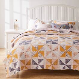 BreeBe - Pinwheel & Posey Quilt Set 3-Piece King/Cal King - Peach