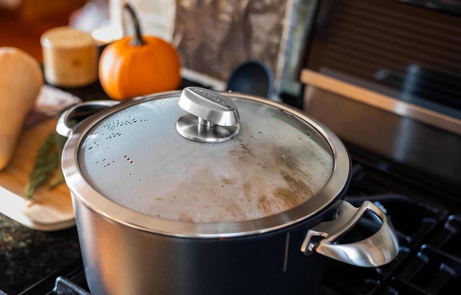 Alt View 7. Scanpan - Pro IQ 6.5 Quart Covered Dutch Oven - Black.