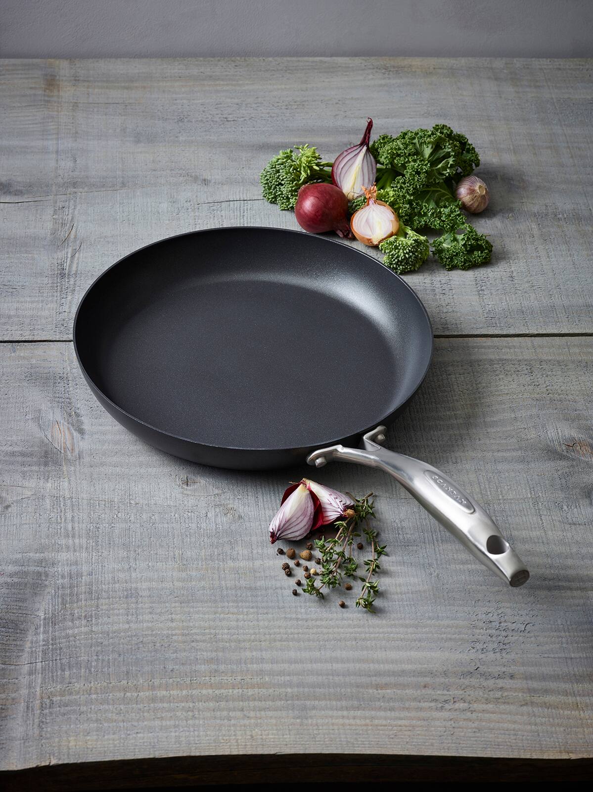 Alt View 2. Scanpan - Pro IQ 12.5 Inch Fry Pan - Black.