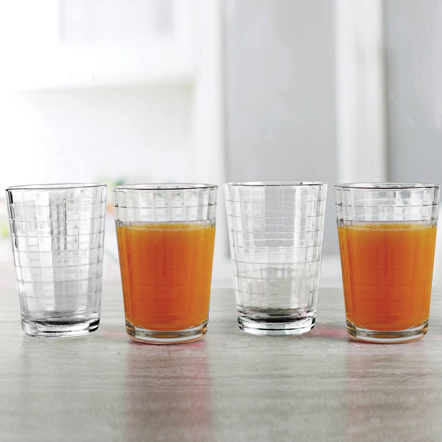 Angle. Jay Import - Matrix Set of 10 - 7 OZ. - Clear.