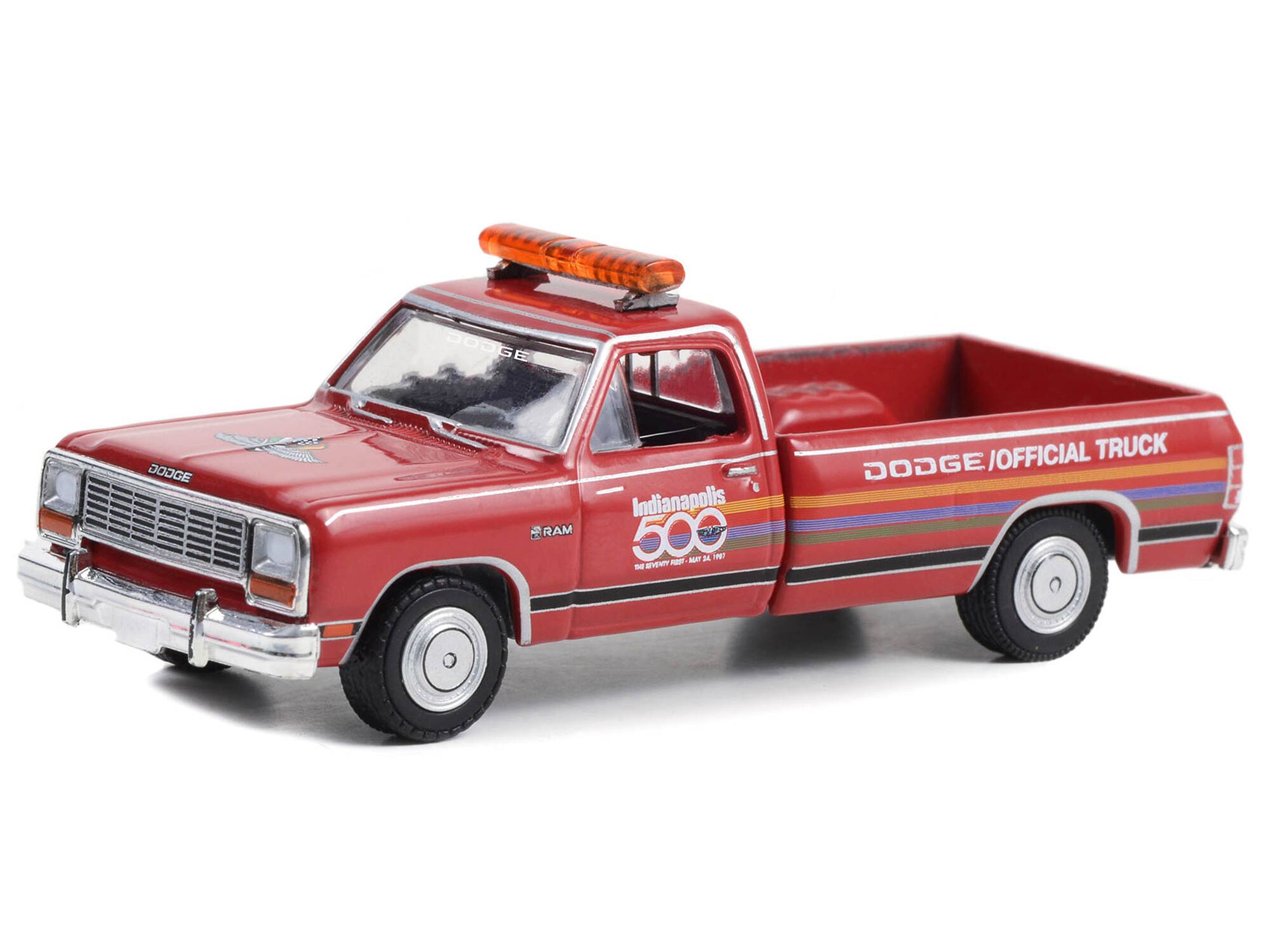 DODGE  
Indianapolis 500  
DODGE OFFICIAL TRUCK  
RAM