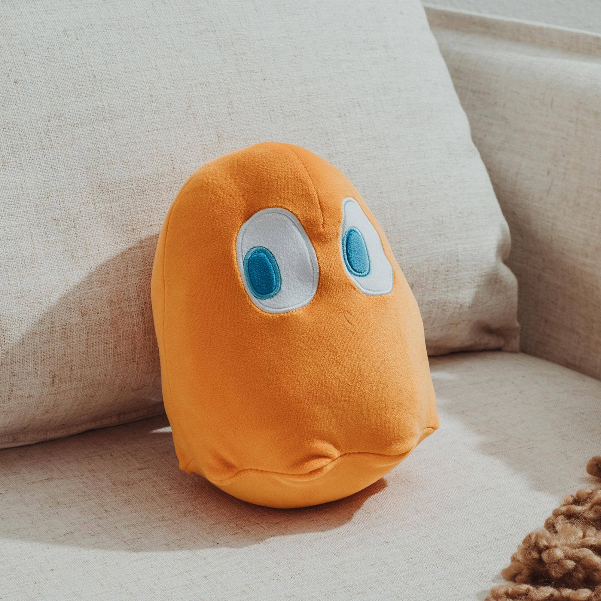 Alt View 5. Toynk - PAC-MAN 7-Inch Plush Assorted Case 18 - Multi-Colored.