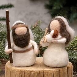 Angle. BreeBe - 2/Set Nativity Felted Ornaments - Cream, Light Brown.