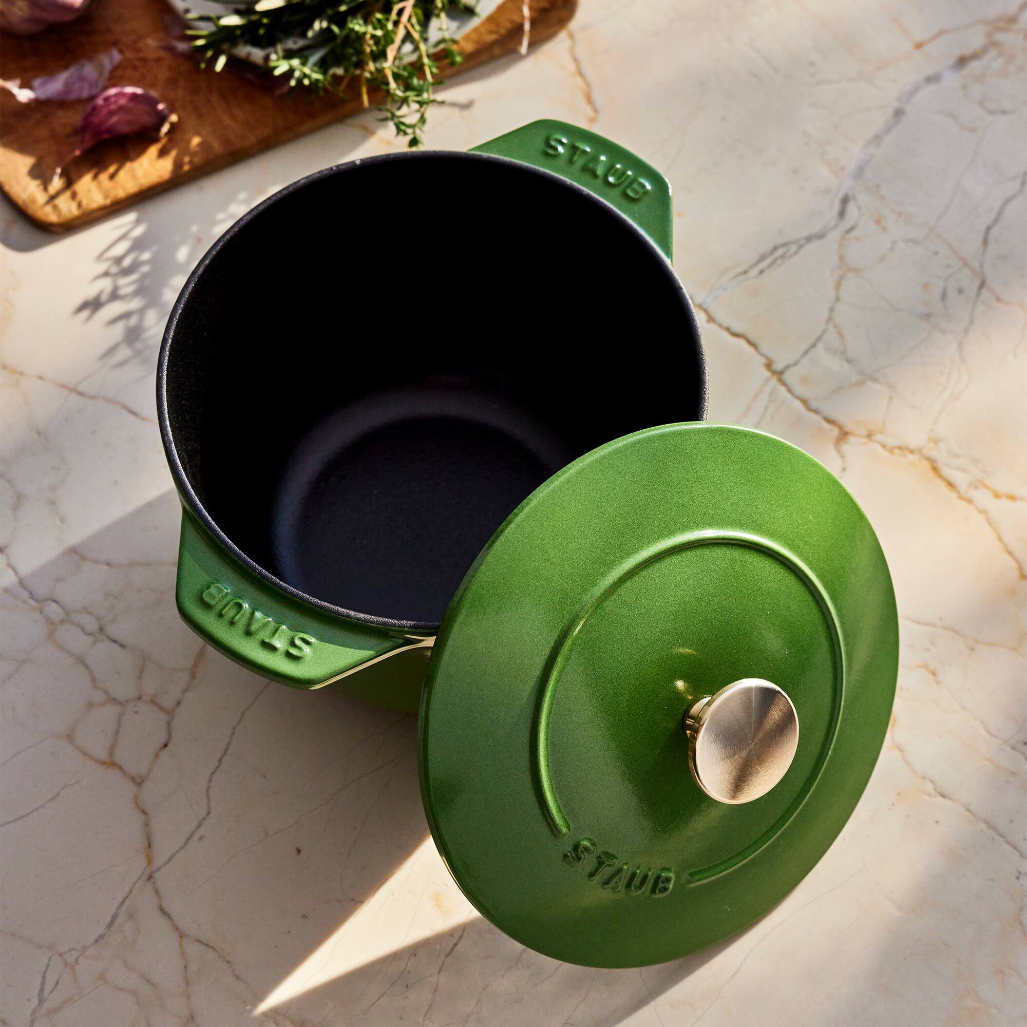 STAUB