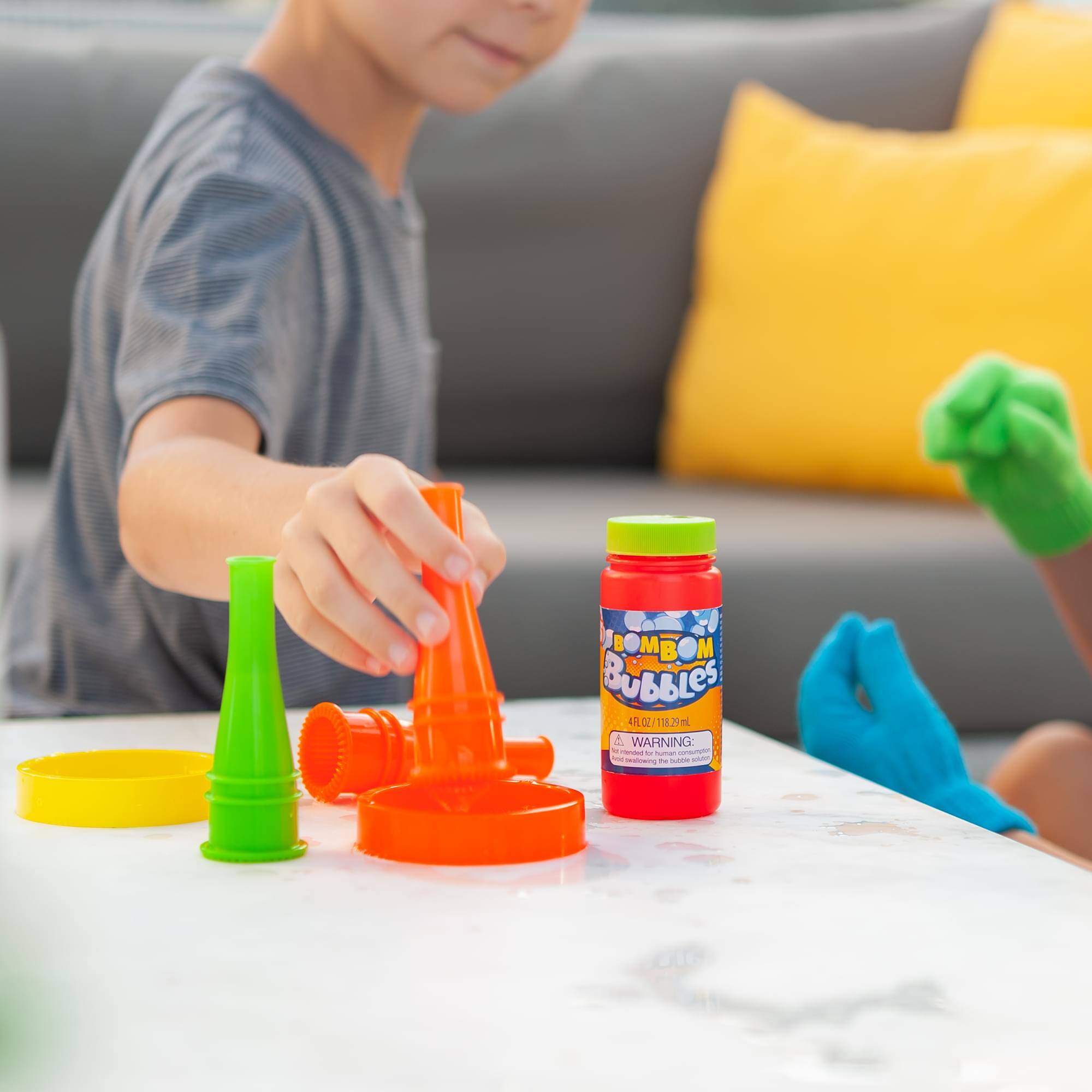 BOMBOM Bubbles  
4 FL OZ / 118.29 mL  

WARNING: