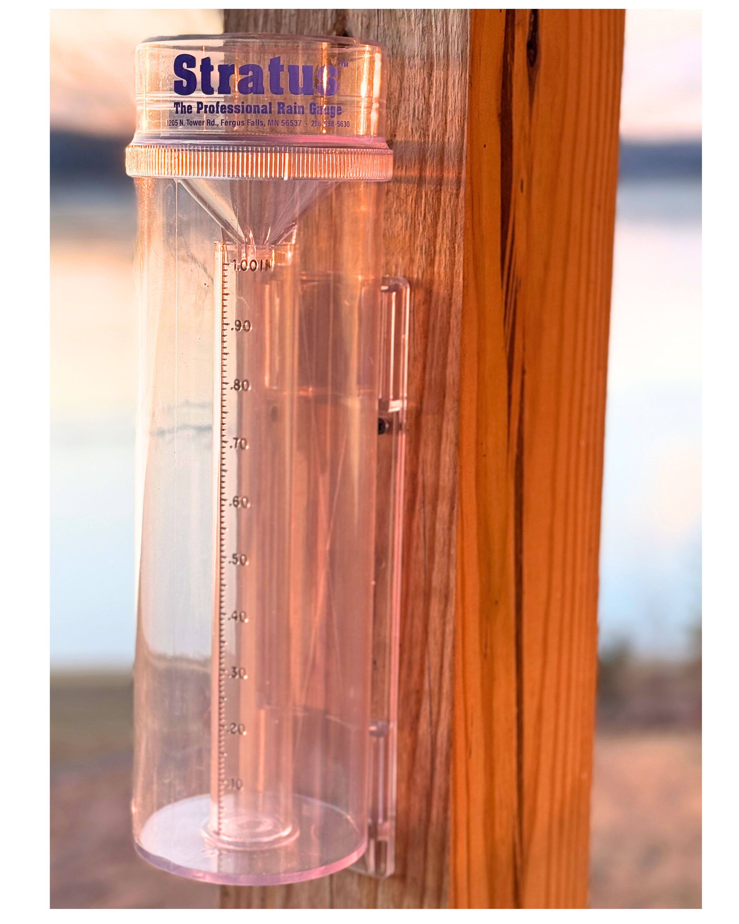 Stratus  
The Professional Rain Gauge  
1865 N. Tower Rd., Fergus Falls, MN 56537 • 218-739-5630  

.80  
.70  
.60  
.50  
.40  
.30  
.20  
.10