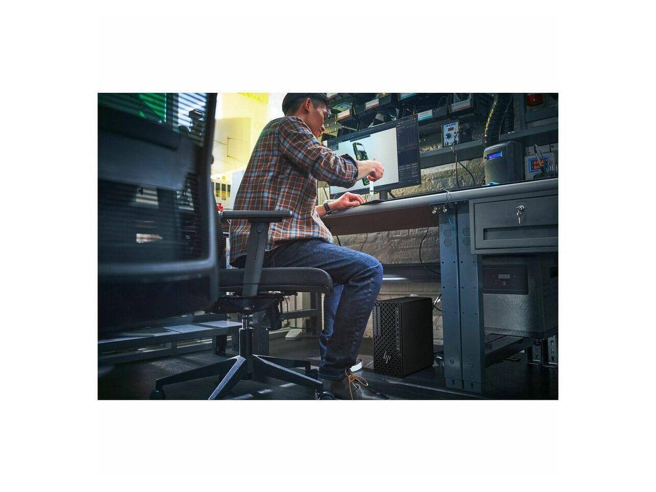 Alt View 3. HP - HP Z1 G1i Desktop - Intel Ultra 7 265 - 64GB - 1TB SSD - Black - Q870 - Win 11 Pro - DDR5 - 500W - Black.